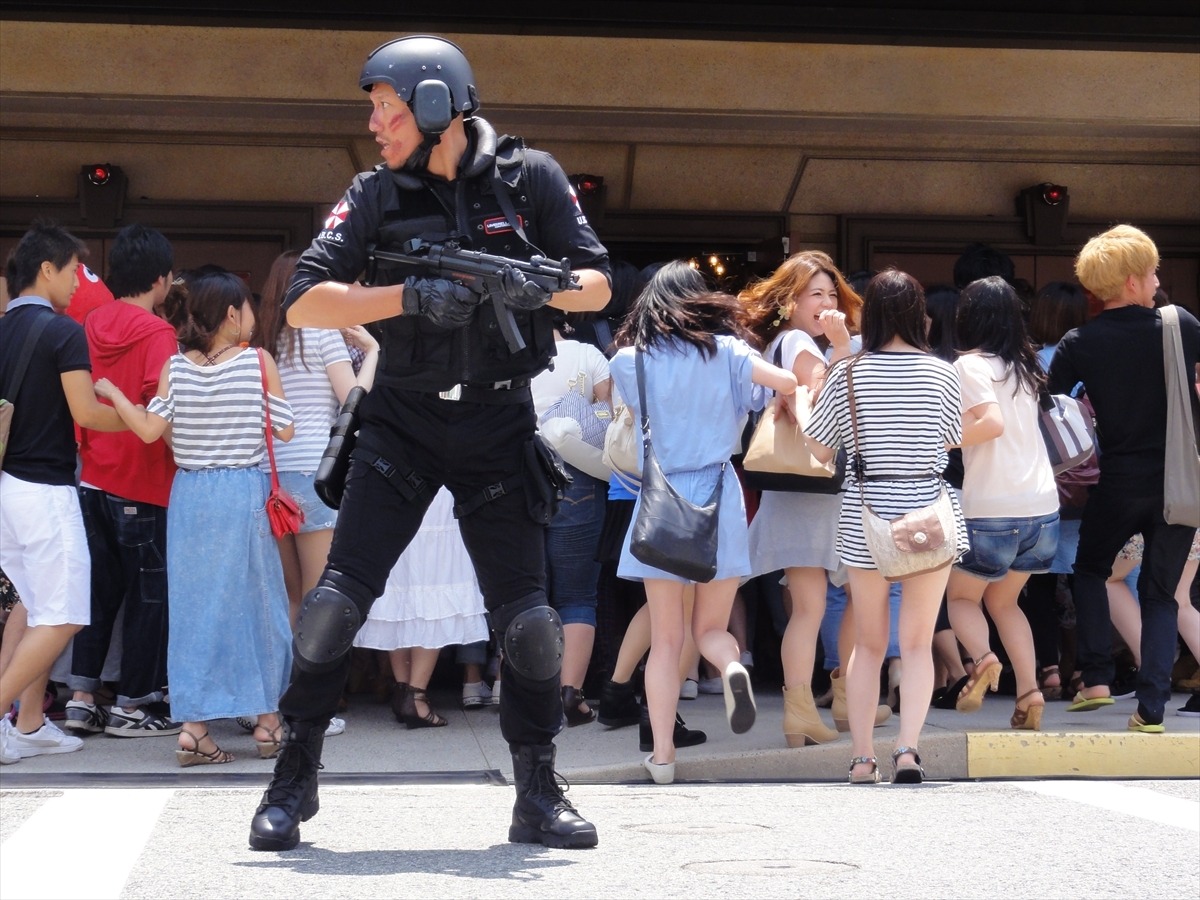 写真43枚でおくる バイオハザード ザ リアル 今夏ユニバーサル スタジオ ジャパンを最高に楽しむコツ 9枚目の写真 画像 インサイド 写真43枚でおくる バイオハザード ザ リアル 今夏ユニバーサル スタジオ ジャパンを最高に楽しむコツ 9枚目の写真 画像 インサイド