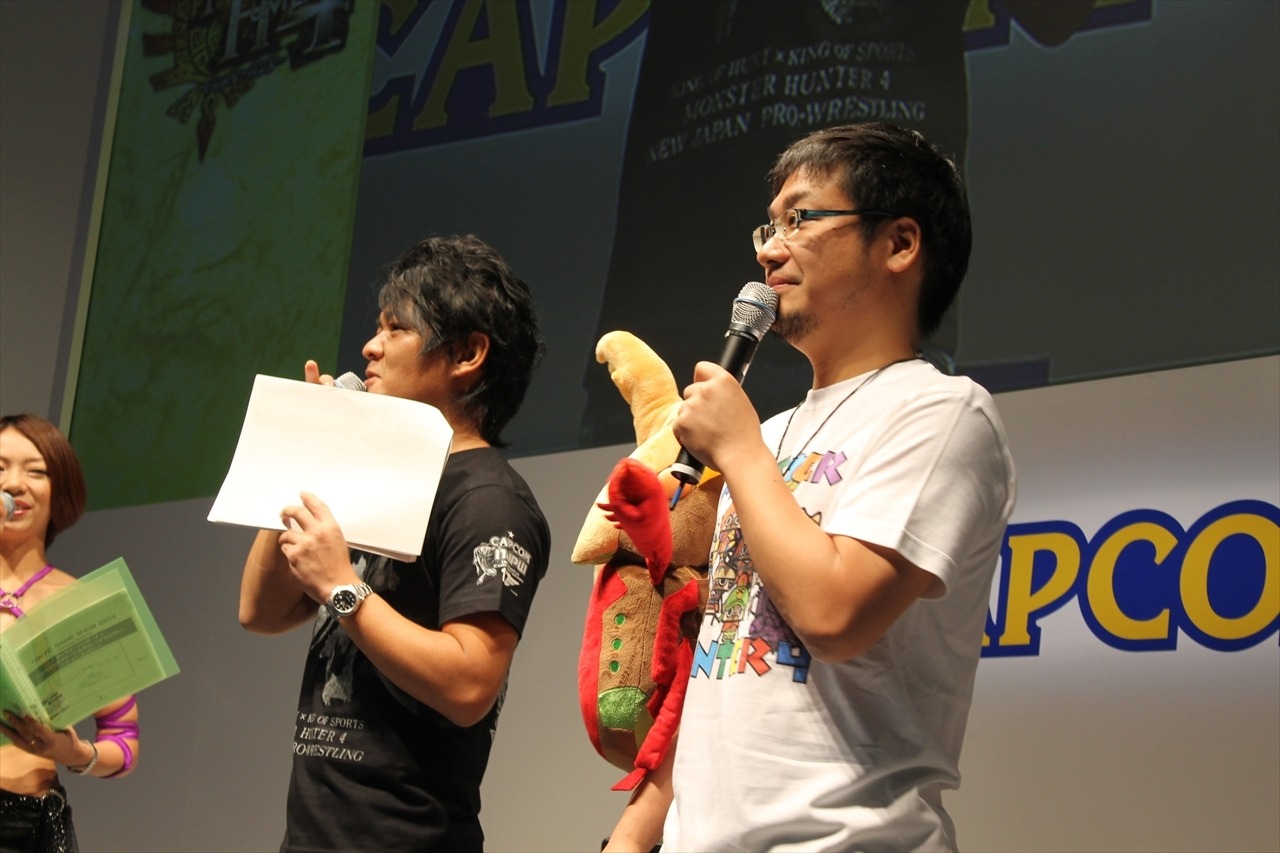 東京ゲームショウ13 次長課長 井上さんとマルチプレイ 1万時間以上のやりこみプレイヤーも参加した モンスターハンター4 スペシャルステージ 3枚目の写真 画像 インサイド 東京ゲームショウ13 次長課長 井上さんとマルチプレイ 1万時間以上のやりこみプレイヤーも参加した モンスターハンター4 スペシャルステージ 3枚目の写真 画像 インサイド