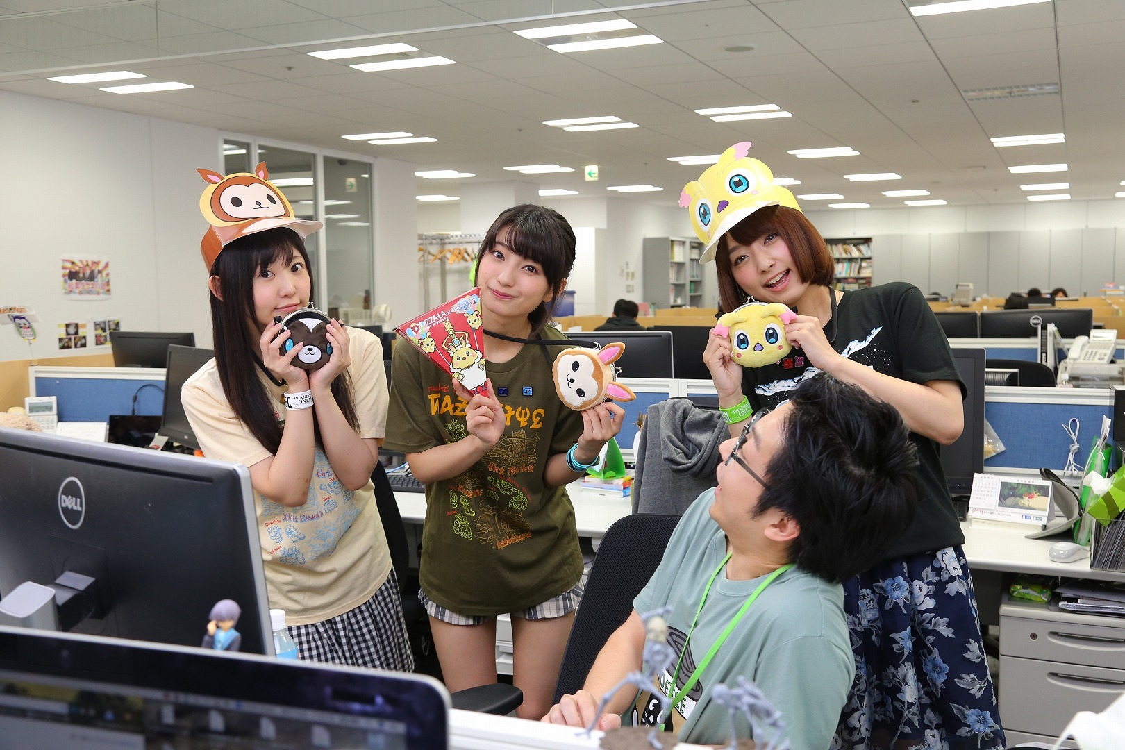 全国5都市6会場でオフラインイベント開催 編集部に Pso2 Dfガールズの3人がやってきた 6枚目の写真 画像 インサイド 全国5都市6会場でオフラインイベント開催 編集部に Pso2 Dfガールズの3人がやってきた 6枚目の写真 画像 インサイド