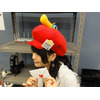 【TGS 2012】辻本Pオススメ「郵便屋さんの帽子」は限定1000個！イーカプコン出張所をチェック 画像