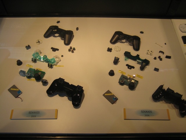 【TGS2009】PS3が薄く小さくなる歴史も紹介～主催者企画「ゲーム科学博物館」