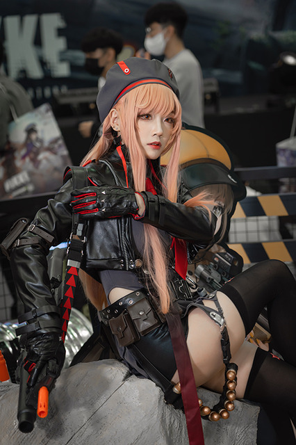 HOT豊富なNIKKE ラピ コスプレ 武器 銃 コスチューム・コスプレ