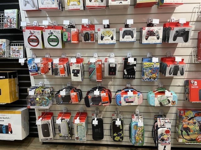 ジョイコン探して一千里…海外で買ったジョイコンは日本のスイッチで動くのか？モロッコ～スイスゲーム店探訪記【異国ファストトラベル】