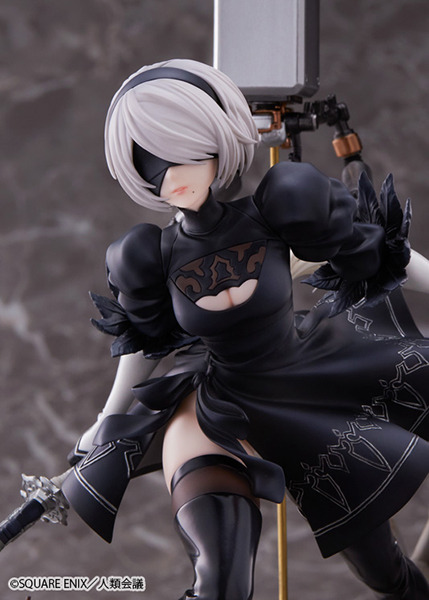 『NieR:Automata Ver1.1a』より、新グッズが続々登場！青い瞳＆太ももが映える「2B」フィギュアやポーチなど全16種