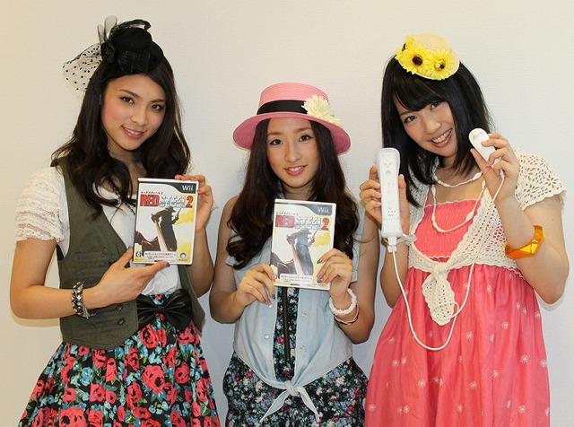 AKB48メンバー第興奮、Wiiモーションプラス専用ソフト『レッドスティール2』を体験