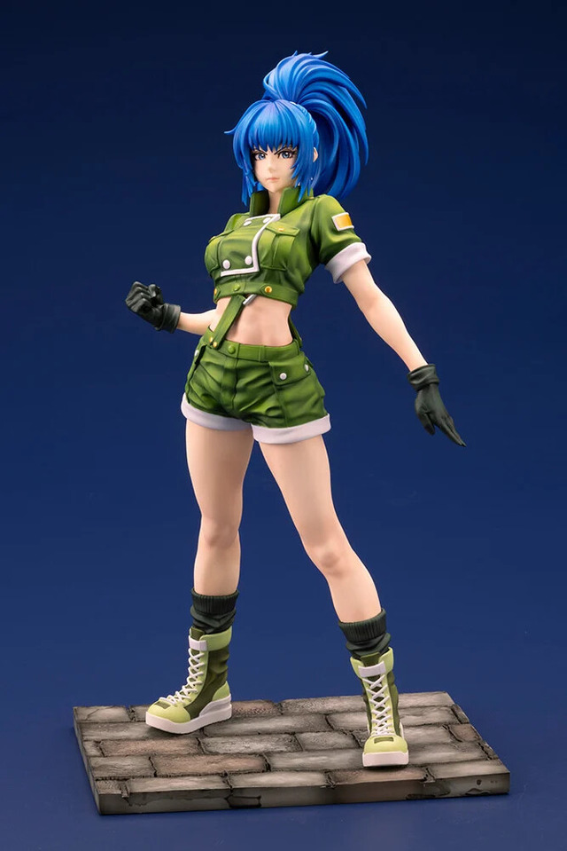 当時の面影を残しつつ…『KOF‘97』時代の「レオナ」が美少女フィギュア化！超必殺技「リボルスパーク」のビシッとした決めポーズを再現