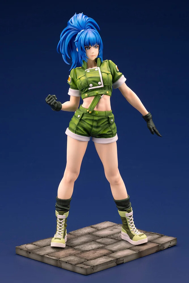 当時の面影を残しつつ…『KOF‘97』時代の「レオナ」が美少女フィギュア化！超必殺技「リボルスパーク」のビシッとした決めポーズを再現