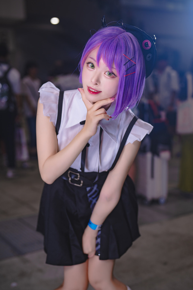 常闇トワ「ホロライブ」／碧宝はての（X：@hateno_cos）、撮影：山颪ヒア（X：@fotomachen）
