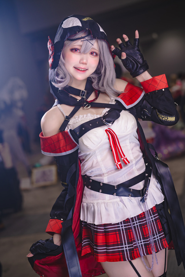 沙花叉クロヱ「ホロライブ」／炉莉ヰみるき（X：@owate_richan）、撮影：山颪ヒア（X：@fotomachen）