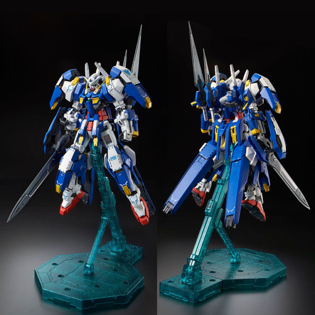 プレバンで「ガンダム00」のMGガンプラ2種が再販！「アヴァランチエクシアダッシュ」「アストレア TYPE-F（フルウェポンセット）」をラインナップ
