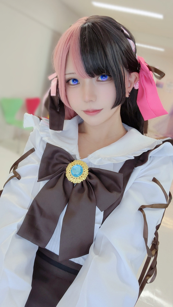 コスプレ】11月11日は、「ぶいすぽっ！」“橘ひなの”誕生日