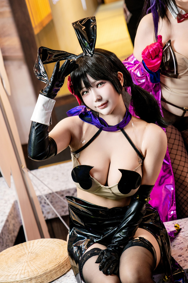 セレブリティ・バニー ロエン『ブラウンダスト2』／Seolhwa（Instagram：dutlstnwjd）