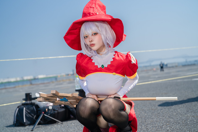 【コスプレ】フィット感のある衣装で“2.5次元”のボディを完全再現！曲線の見せ方まで完璧な美女レイヤー【写真10枚】