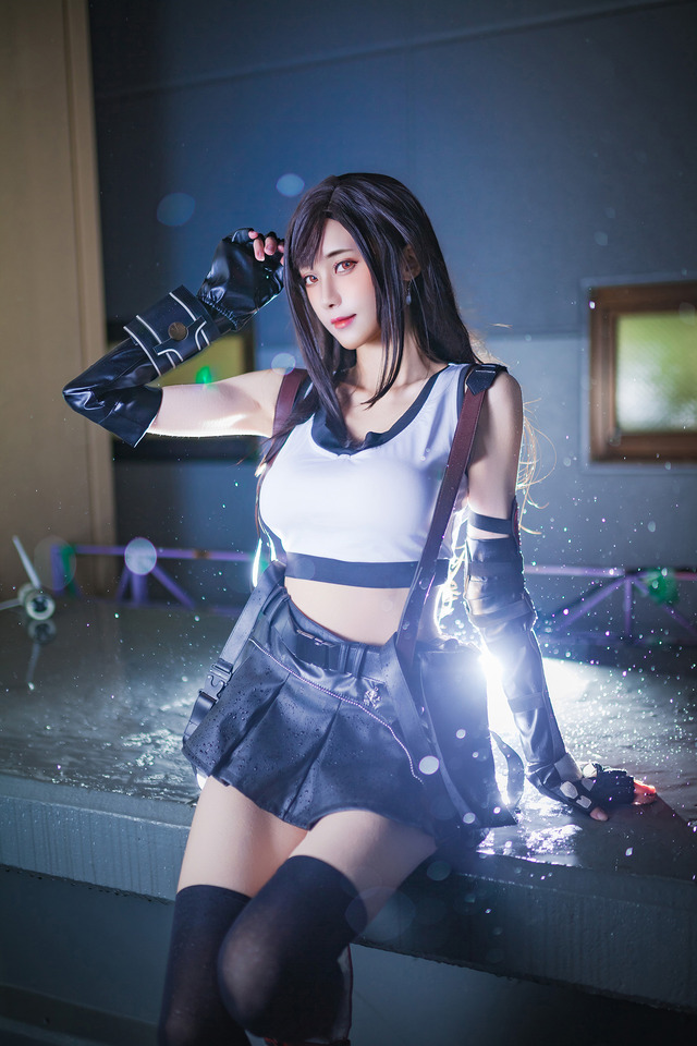 ティファ／零崎沙耶（X：@zerozakisaya）