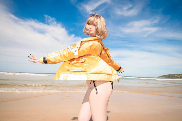アニス（水着）／墨嵐Maura（X：@Maura24712204）