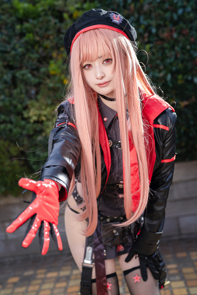 ラピ『勝利の女神：NIKKE』／星乃 みくる（X：@MIKURU_cos_）