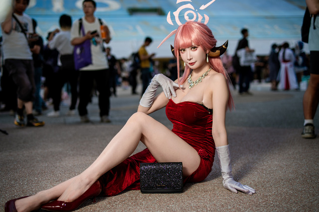 陸八魔アル『ブルーアーカイブ』／小律（Instagram：ritsuoxo、X：@ritsu_OxO）【台湾】