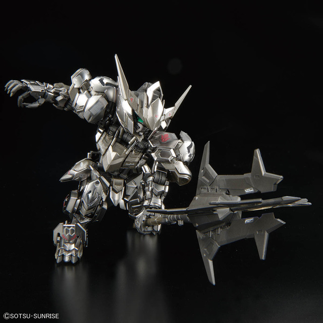 約2万円の「HG フェネクス（ゴールド/シルバーメッキ仕様セット）」が眩しい！特別カラーのガンプラ3種がガンダムベース等で発売決定