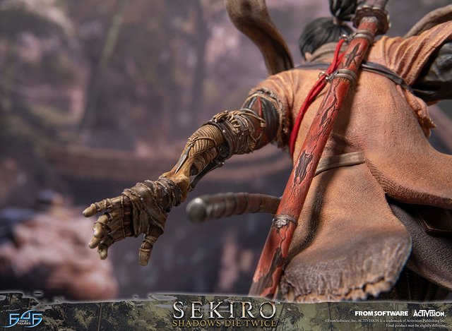 『SEKIRO』主人公「狼」のスタチューが予約開始！楔丸と不死斬りを背負い、戦国の世を駆ける