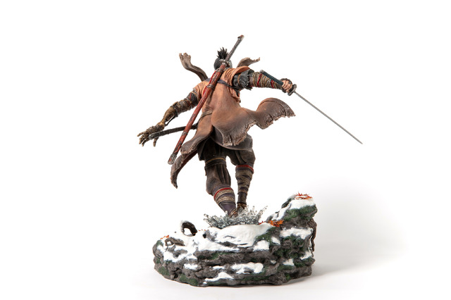 『SEKIRO』主人公「狼」のスタチューが予約開始！楔丸と不死斬りを背負い、戦国の世を駆ける