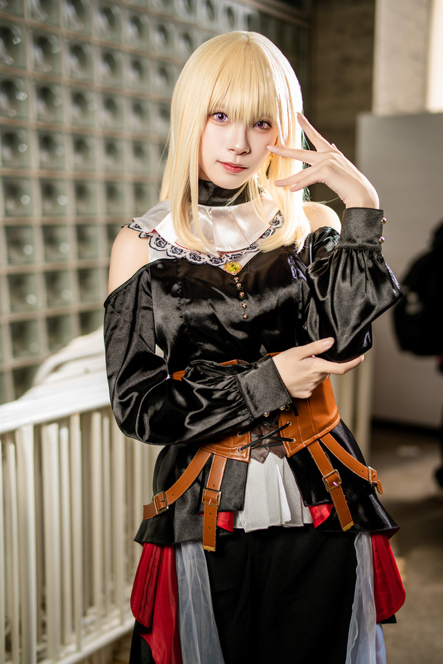 ドロリス『BanG Dream! Ave Mujica』／紅羽りお（X：@riotarou12）