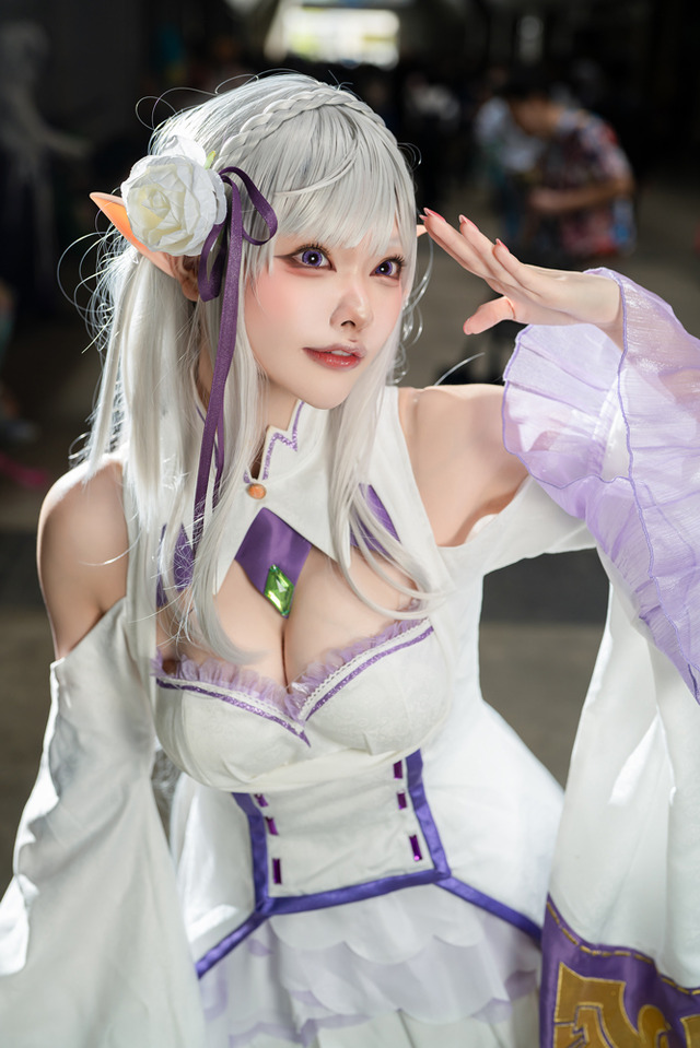 エミリア「Re:ゼロから始める異世界生活」／水羽えと（X：@Etocha_cos）
