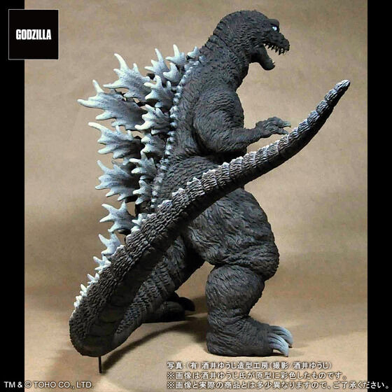 “白目”の「ゴジラ(2001)」ソフビフィギュアが再販！全高約28cm、初代を彷彿とさせるポージングで立体化