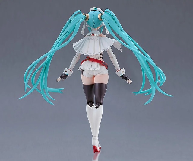 ムチムチの太ももが眩しい！トリダモノ氏デザインの初音ミク「PLAMATEA レーシングミク 2023Ver.」が再販