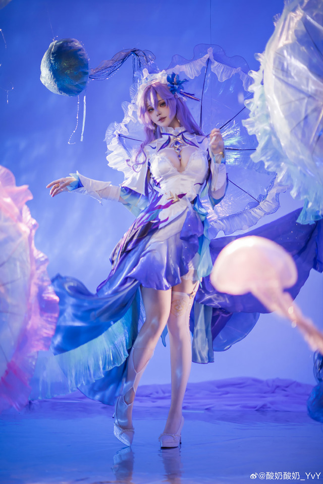 カンタレラ／酸奶酸奶_YVY（Weibo：酸奶酸奶_YVY）