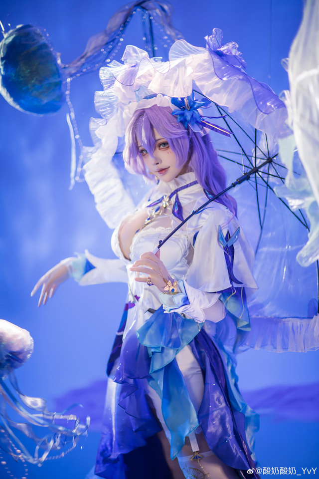 カンタレラ／酸奶酸奶_YVY（Weibo：酸奶酸奶_YVY）