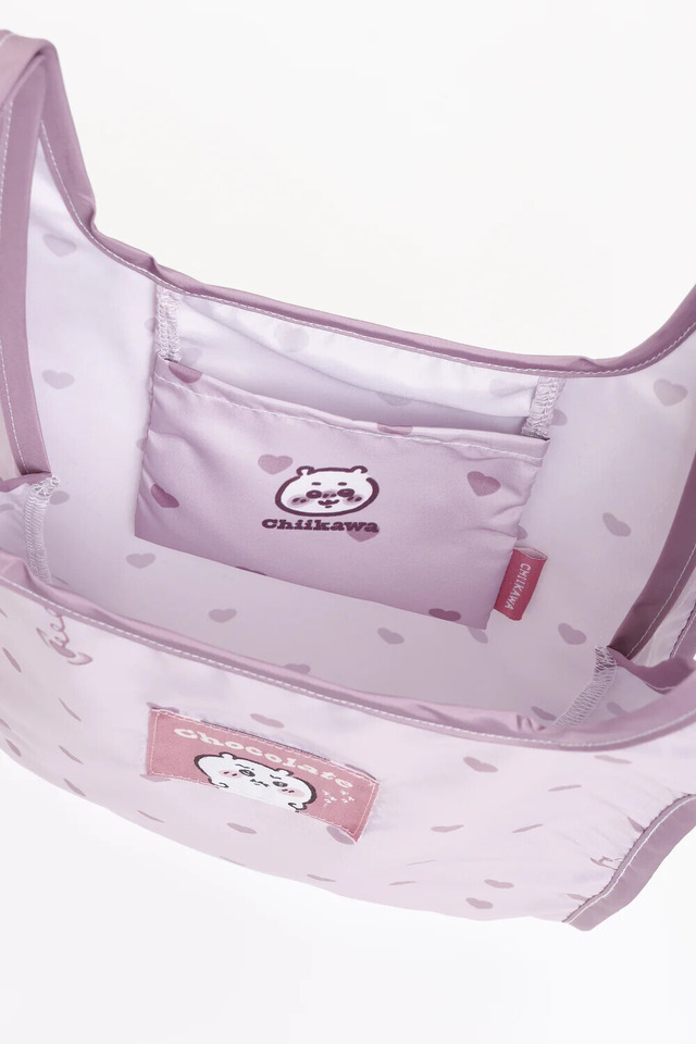 チョコを頬張る「ちいかわ」たちが可愛すぎる…！トーキングヘッズにて、Tシャツやエコバックなど新商品全8種が本日5月23日12時発売