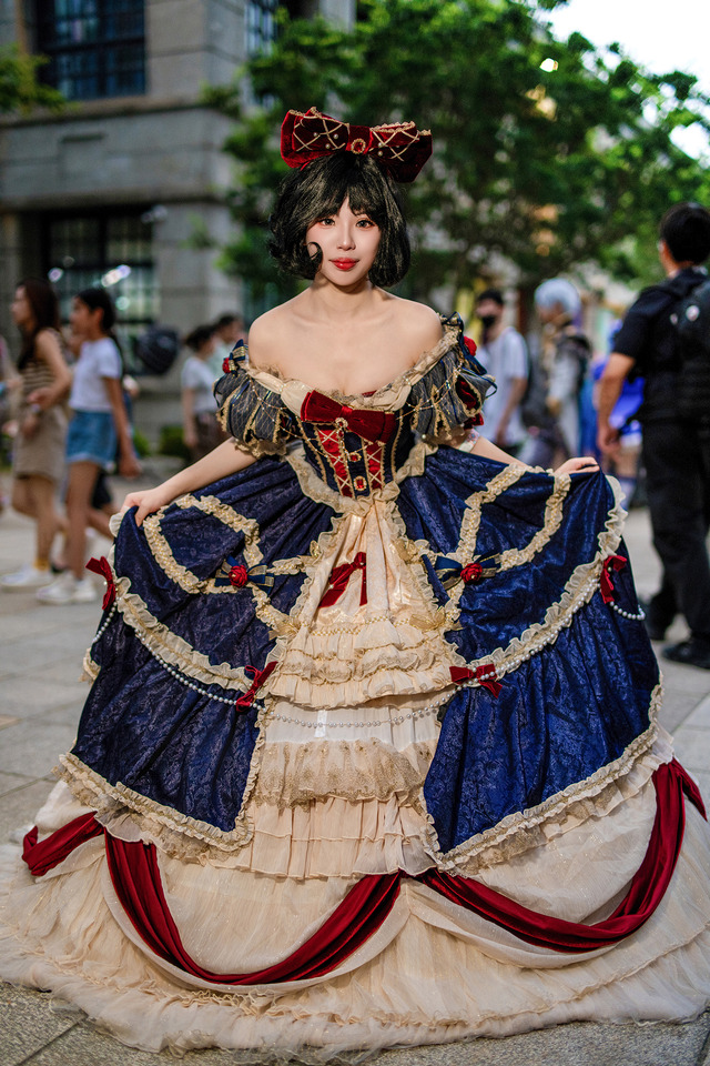 ロリータ・ファッション／加藤桜（Instagram：sakura_skatingcosplayer）