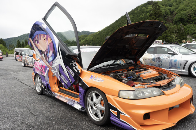 ガルウィングの湊あくあ＆紫咲シオンがイカす！「ホロライブ」「にじさんじ」など奥伊吹に集まったVTuber痛車まとめ【ARCChampionship 2025フォトレポ】