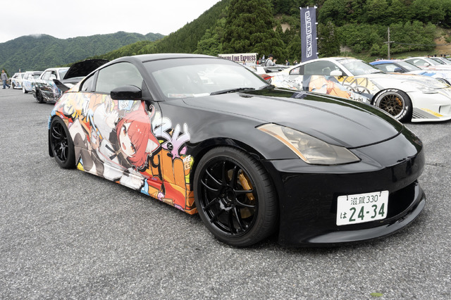 ガルウィングの湊あくあ＆紫咲シオンがイカす！「ホロライブ」「にじさんじ」など奥伊吹に集まったVTuber痛車まとめ【ARCChampionship 2025フォトレポ】