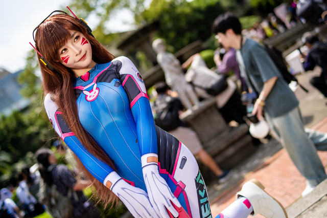 ディーバ『オーバーウォッチ』／Tsuru 鶴葵（Instagram：tsuru_cos_aoi）