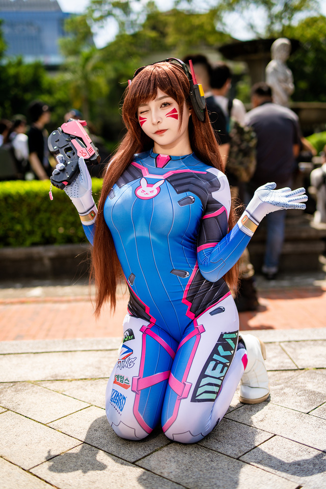 ディーバ『オーバーウォッチ』／Tsuru 鶴葵（Instagram：tsuru_cos_aoi）