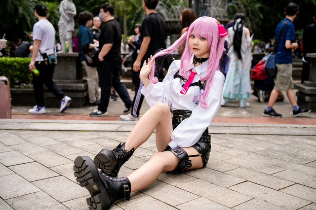 ユニ『勝利の女神:NIKKE』／かれしちゃん（X：@karechan3840）