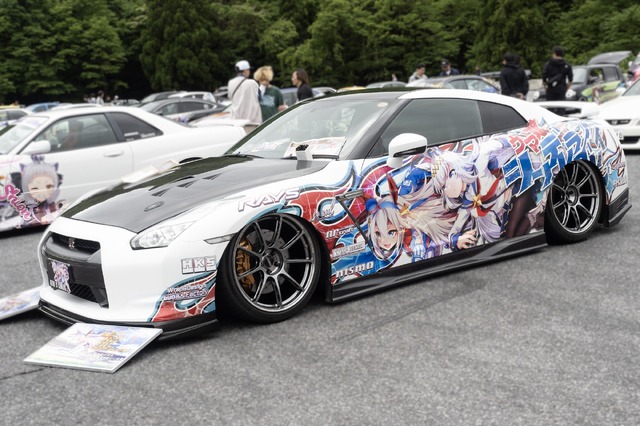 『ウマ娘』オグリキャップ&タマモクロスの痛車が圧巻！マーベラスサンデーやキングヘイローの姿も【ARCChampionship 2025フォトレポ】