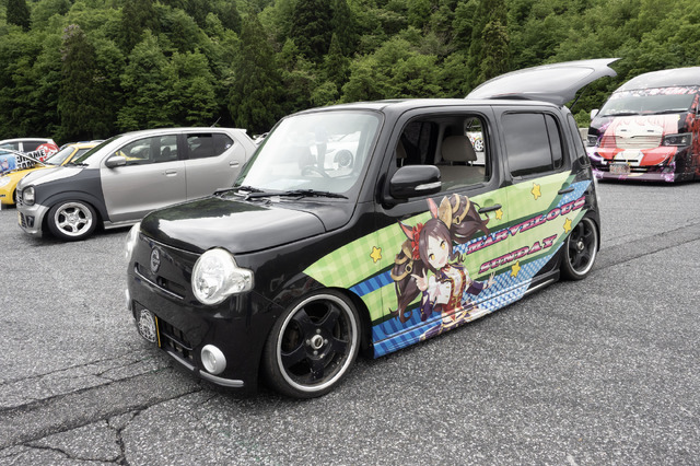 『ウマ娘』オグリキャップ&タマモクロスの痛車が圧巻！マーベラスサンデーやキングヘイローの姿も【ARCChampionship 2025フォトレポ】