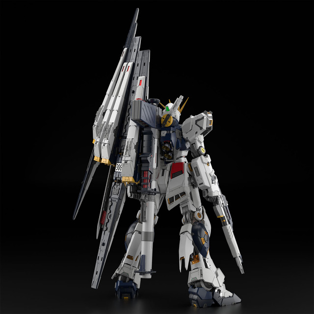究極のガンプラ「PG UNLEASHED 1/60 νガンダム」追加情報！圧倒的密度の内部フレームや「LEDユニット（別売り）」がお披露目