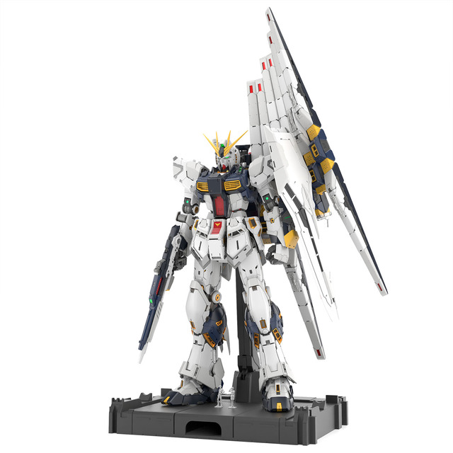 究極のガンプラ「PG UNLEASHED 1/60 νガンダム」追加情報！圧倒的密度の内部フレームや「LEDユニット（別売り）」がお披露目