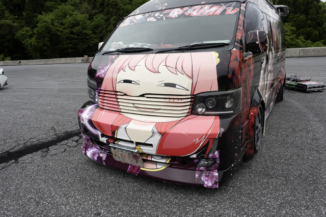「SPY×FAMILY」「フリーレン」「リコリス」から懐かしの「Angel Beats!」まで！奥伊吹に集った人気アニメの痛車まとめ【ARCChampionship 2025フォトレポ】