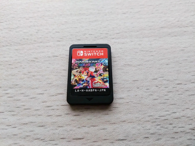 スイッチ2のゲームカードは、初代と比較してどれくらい苦いのか？ 一週間舐め続けて徹底比較【本体買えませんでした】