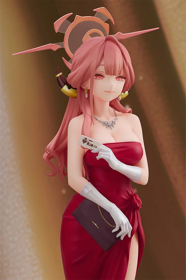 気品とセクシーさあふれる！『ブルアカ』より「アル（ドレス）」が予約受付中―ジャケットは着脱可能で色気たっぷり