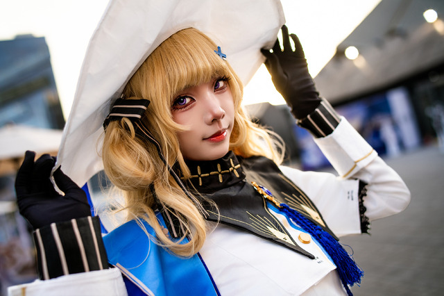 フィービー／四巫日モミ（Instagram：momihi__444）