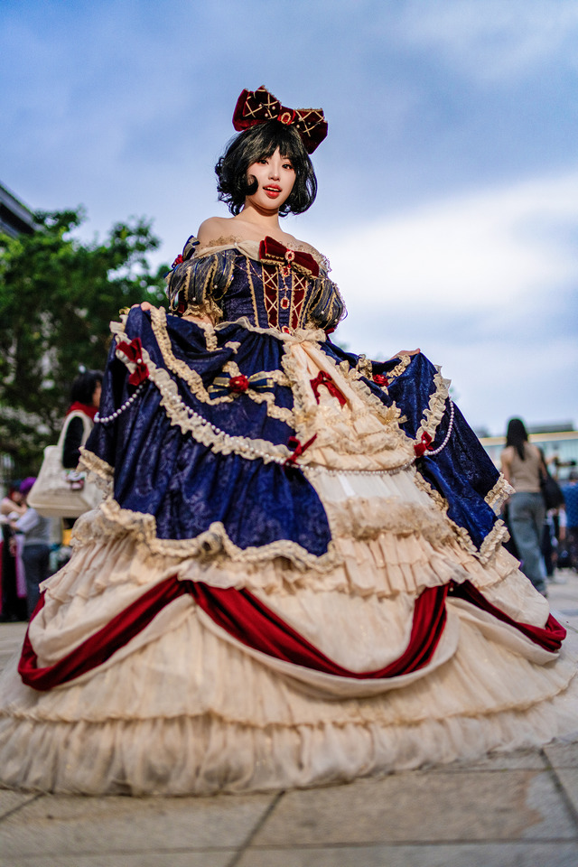 白雪姫／加藤桜（Instagram：sakura_skatingcosplayer）