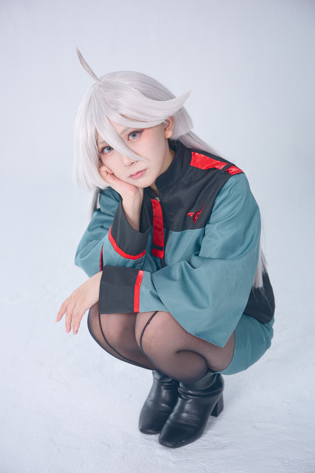 ミオリネ・レンブラン「機動戦士ガンダム 水星の魔女」／中野べこ（X：@bacon1007cos2nd）、撮影：ダリ（X：@dali_cameko）