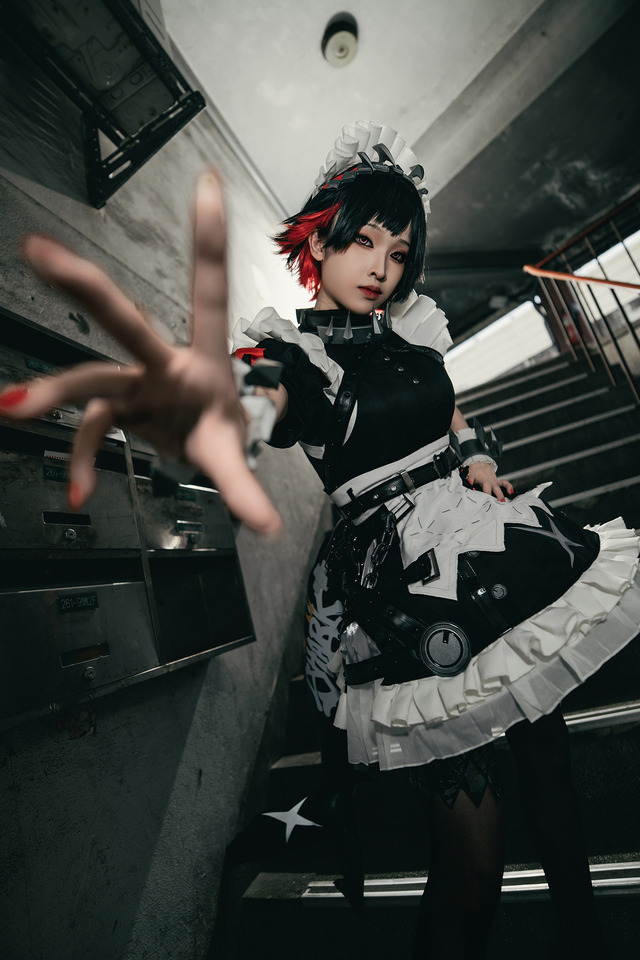エレン・ジョー『ゼンレスゾーンゼロ』／小楠（X：@Naaamuumm、Instagram：naaaaaaam_cos2023）