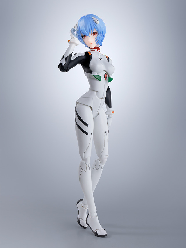 太もものロール可動で柔らかいポーズも自然…！「エヴァンゲリオン」綾波レイがプラグスーツ姿でアクションフィギュアに