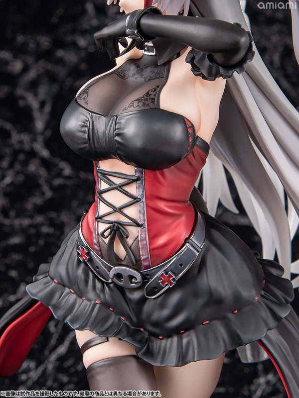 悪戯っぽく微笑む口元から舌先がチラリ…『アズレン』より「プリンツ・オイゲン：この夜に酔いしれ」フィギュアがクールでミステリアス